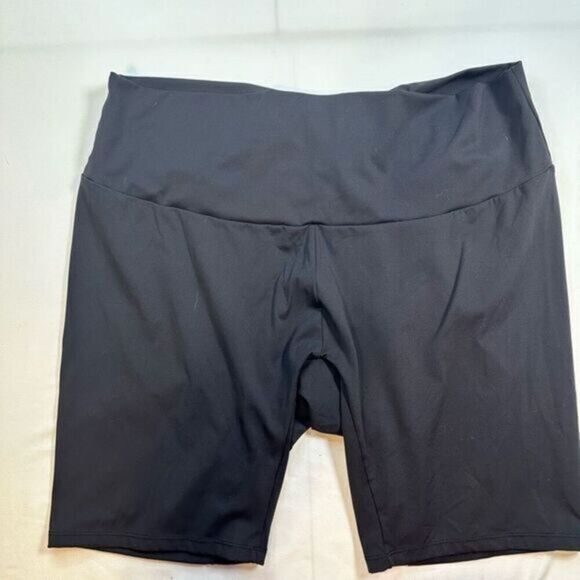 NWOT ANTI Plus Size Women’s Black Compression Biker 8.5” Shorts - Size 3XL - Picture 1 of 3